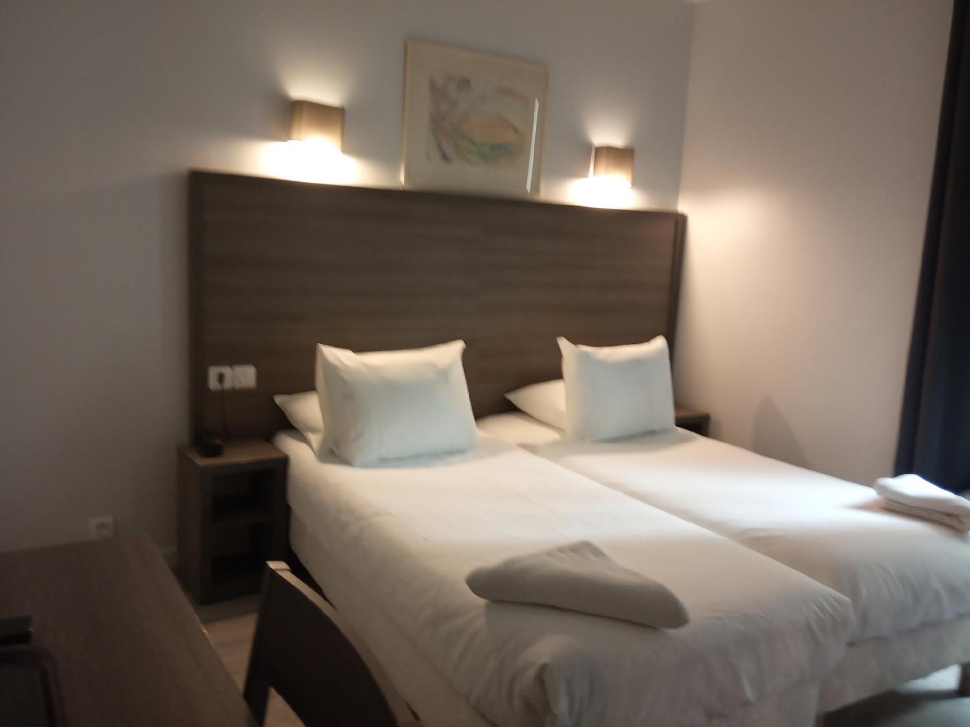 Hotel Du Globe 18 Parijs Kamer foto
